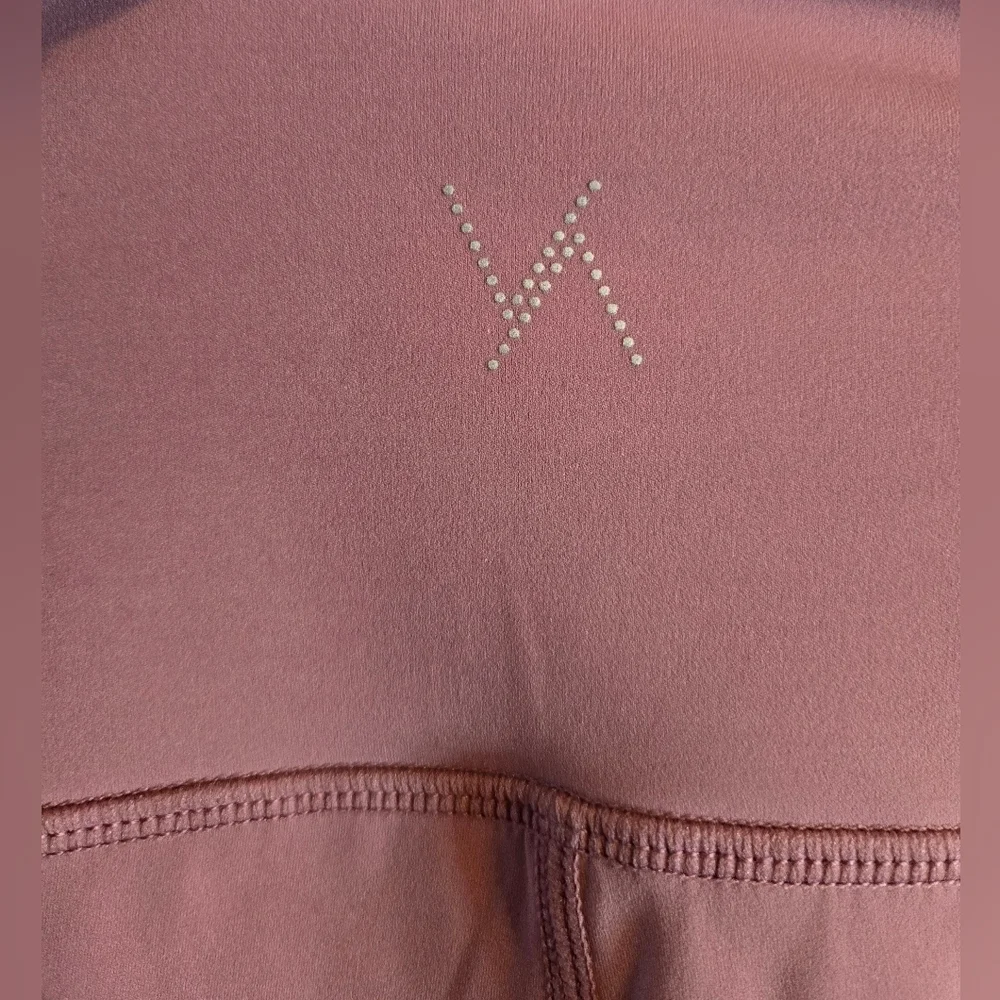 NWOT | Bordeaux | Whisper | Milan 7/8 High-Waisted Leggings | M | Mauve Pink - Picture 7 of 8